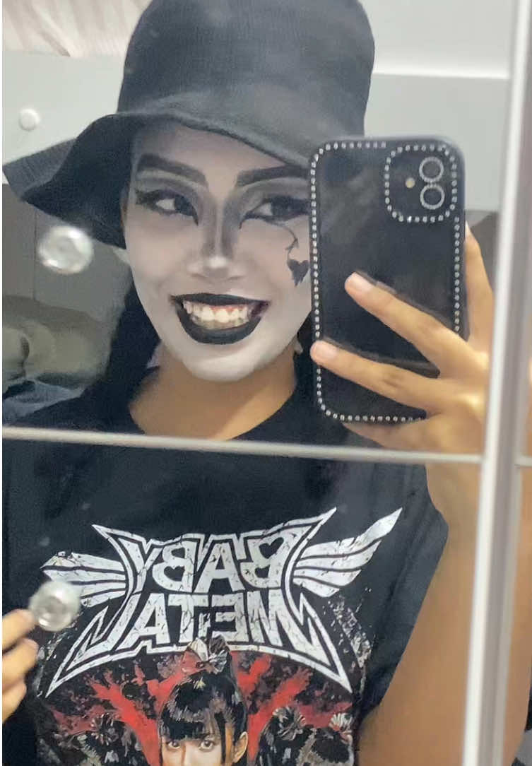 @Patricinha Gótica 🖤✨