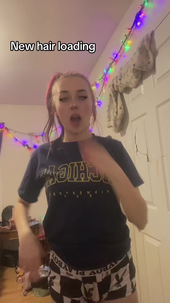 @LilRed 👑