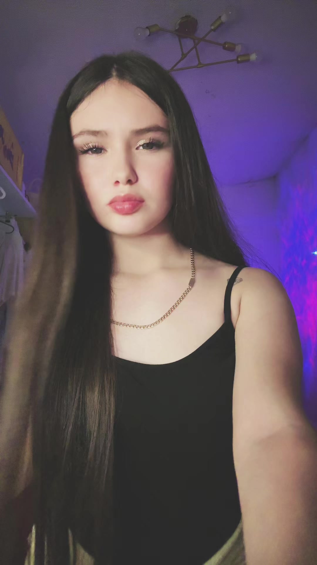 @ʀᴇʏᴇs ✮
