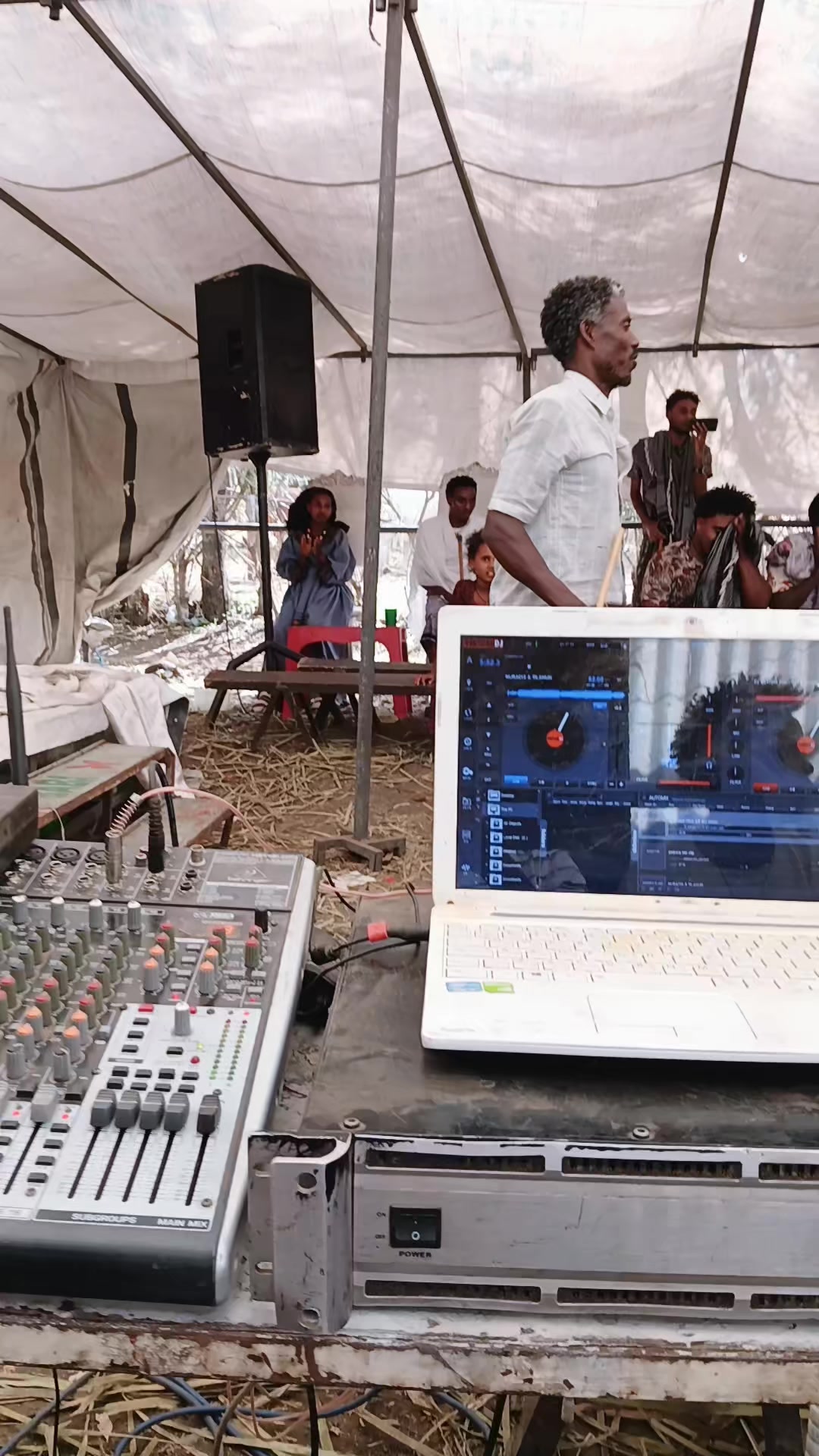 @Dawit Art Maker