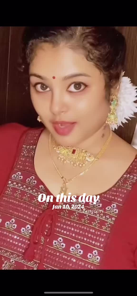 @கஸ்தூரி