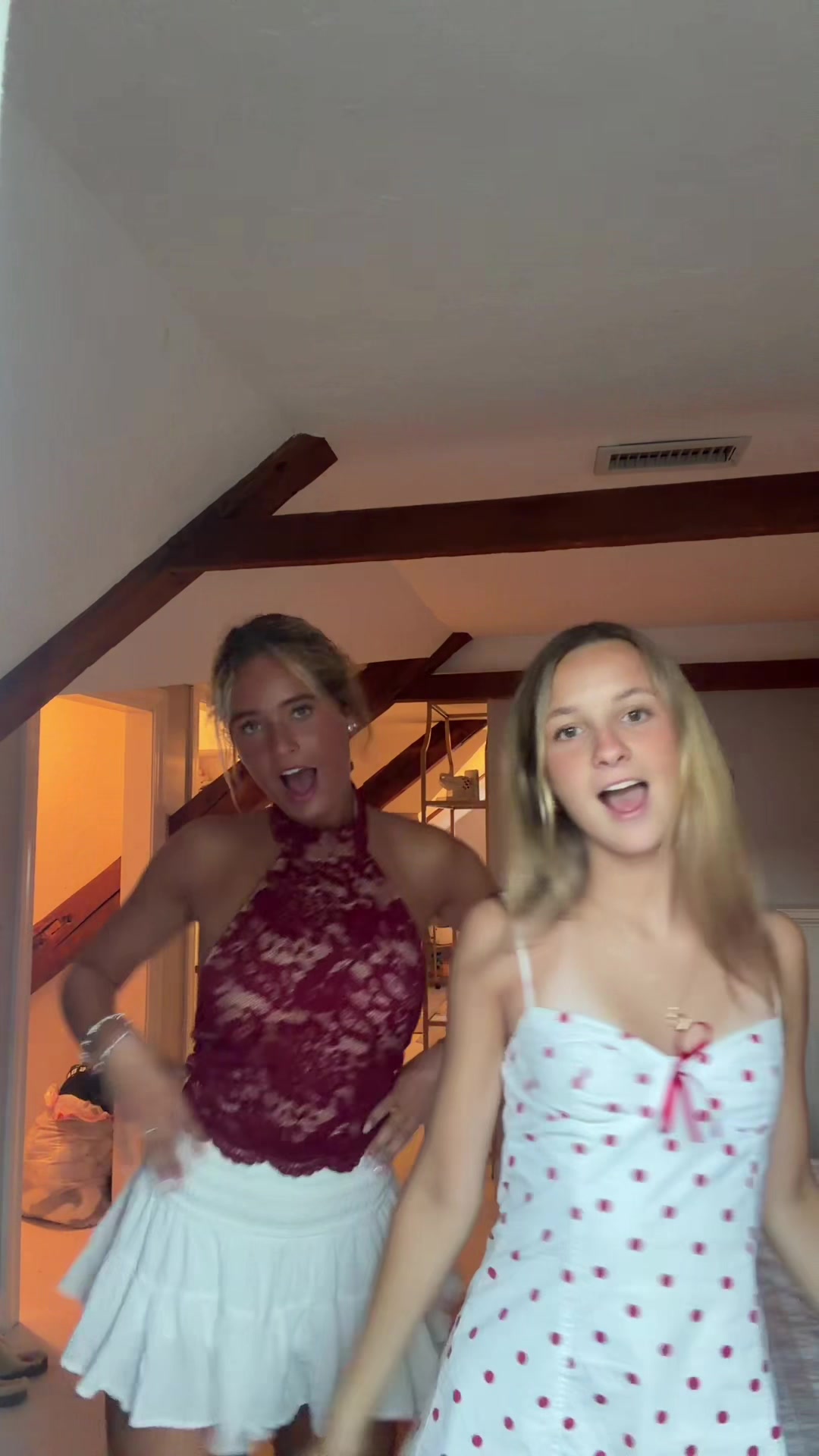 @Sophia