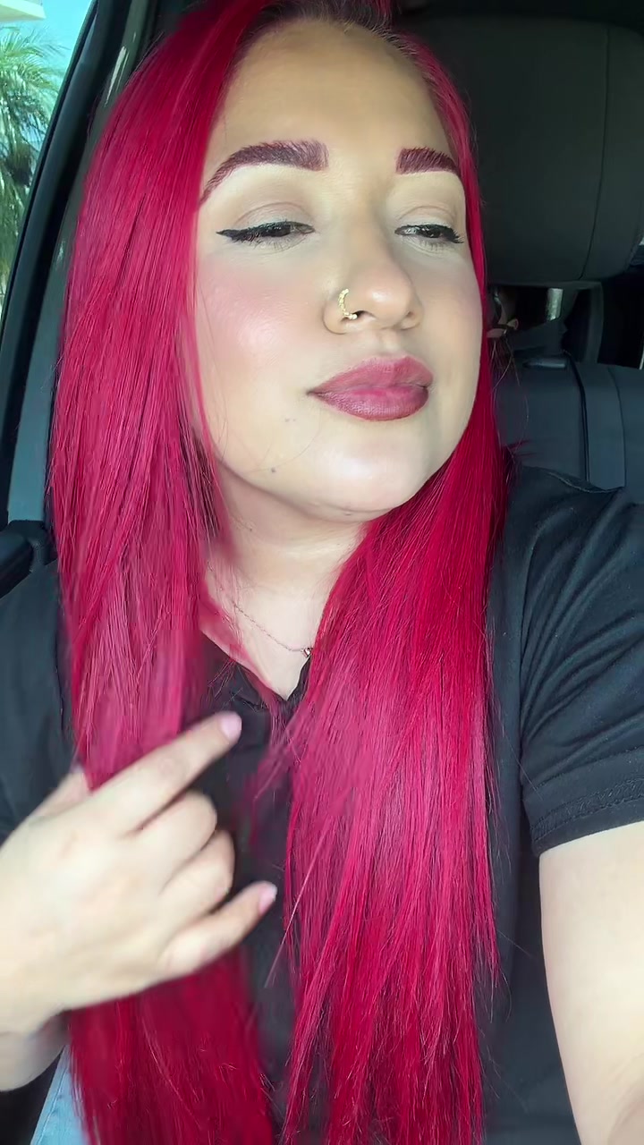 @ElizabethLove 🩷