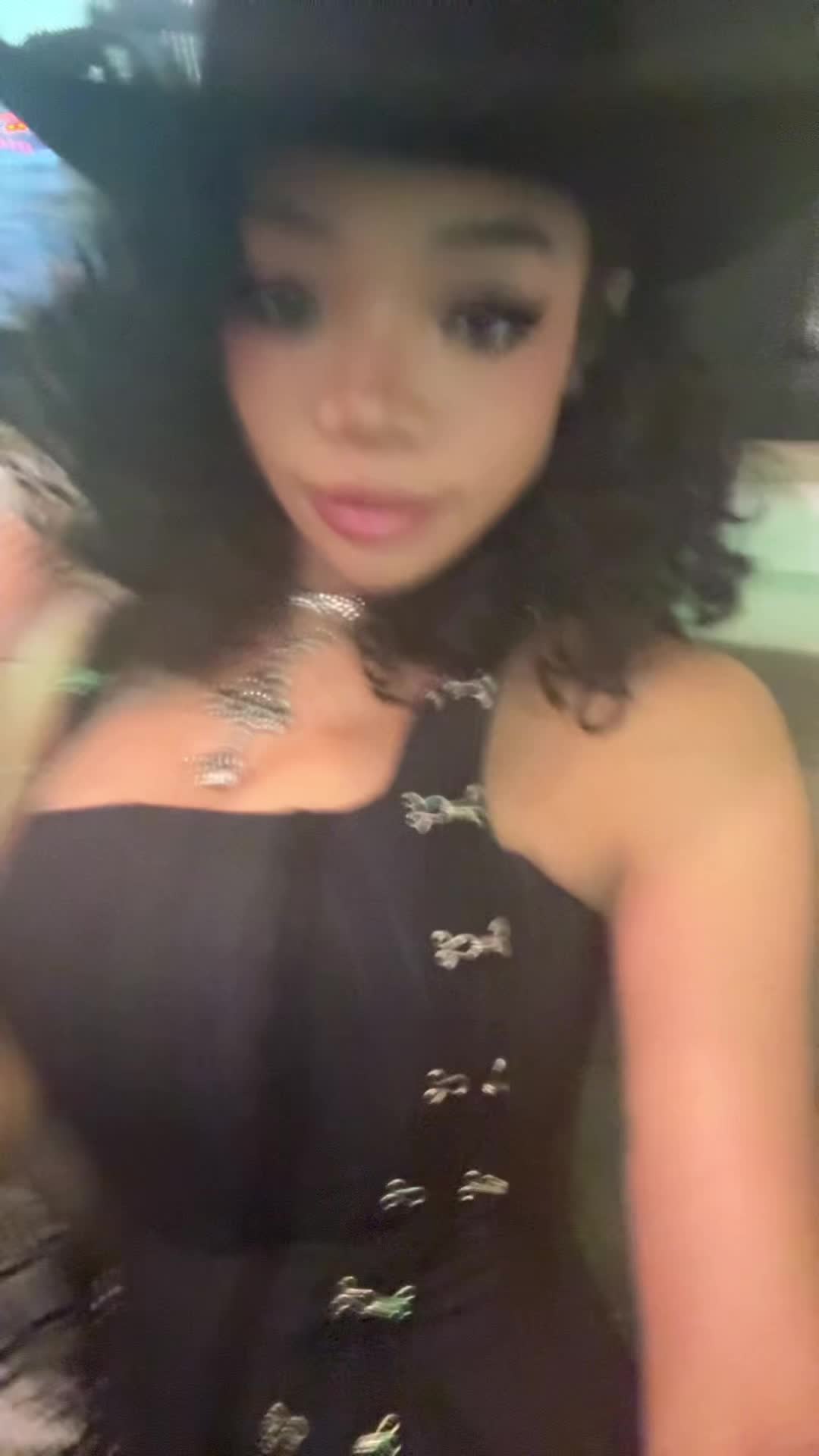 @Leilani barnett