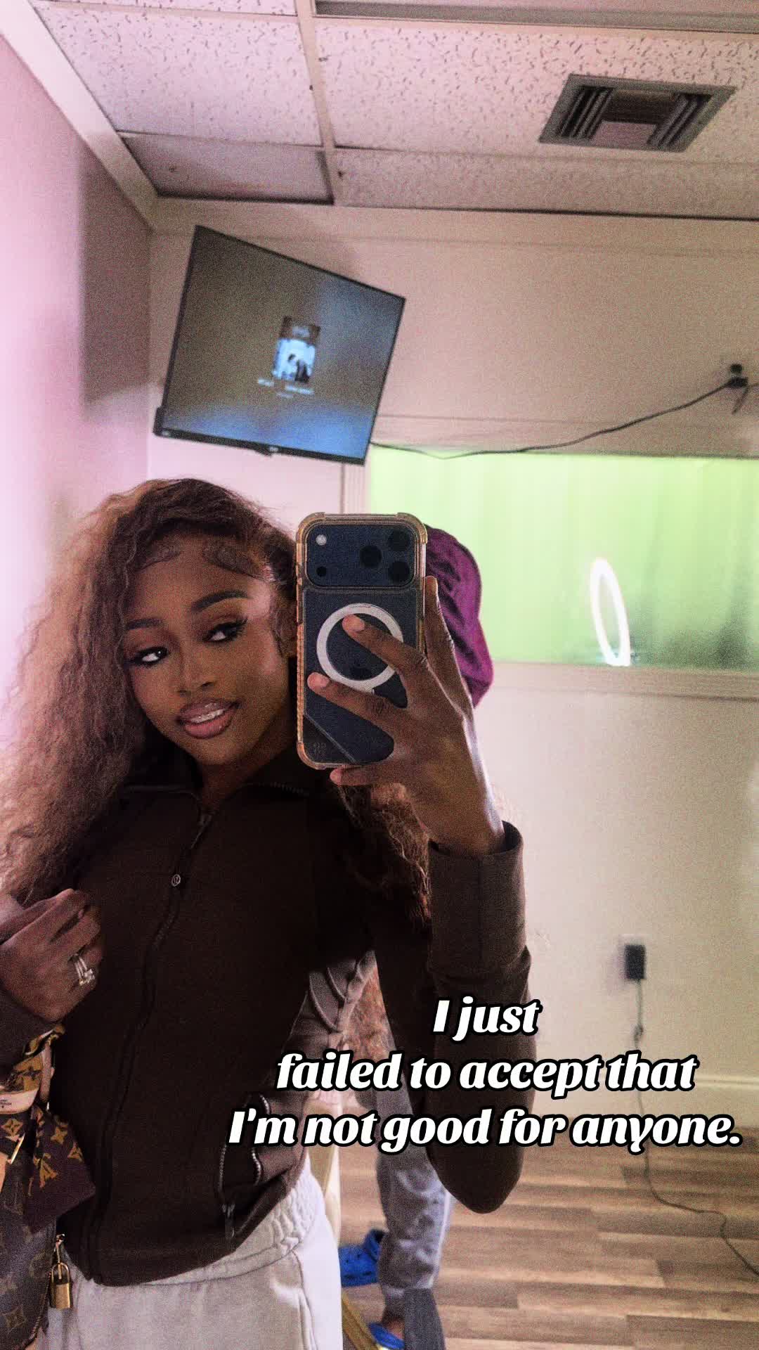 @Ayooskinny