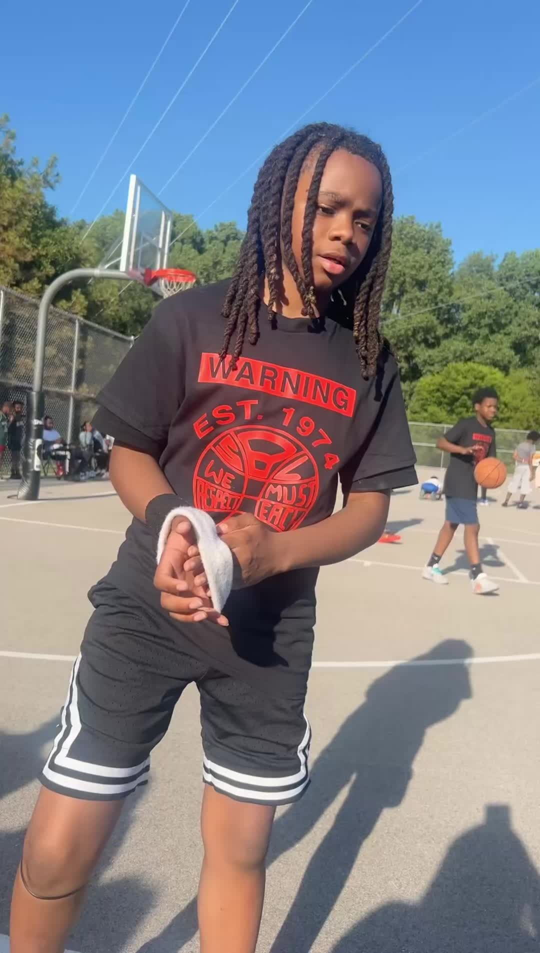 @TharealBoosiee