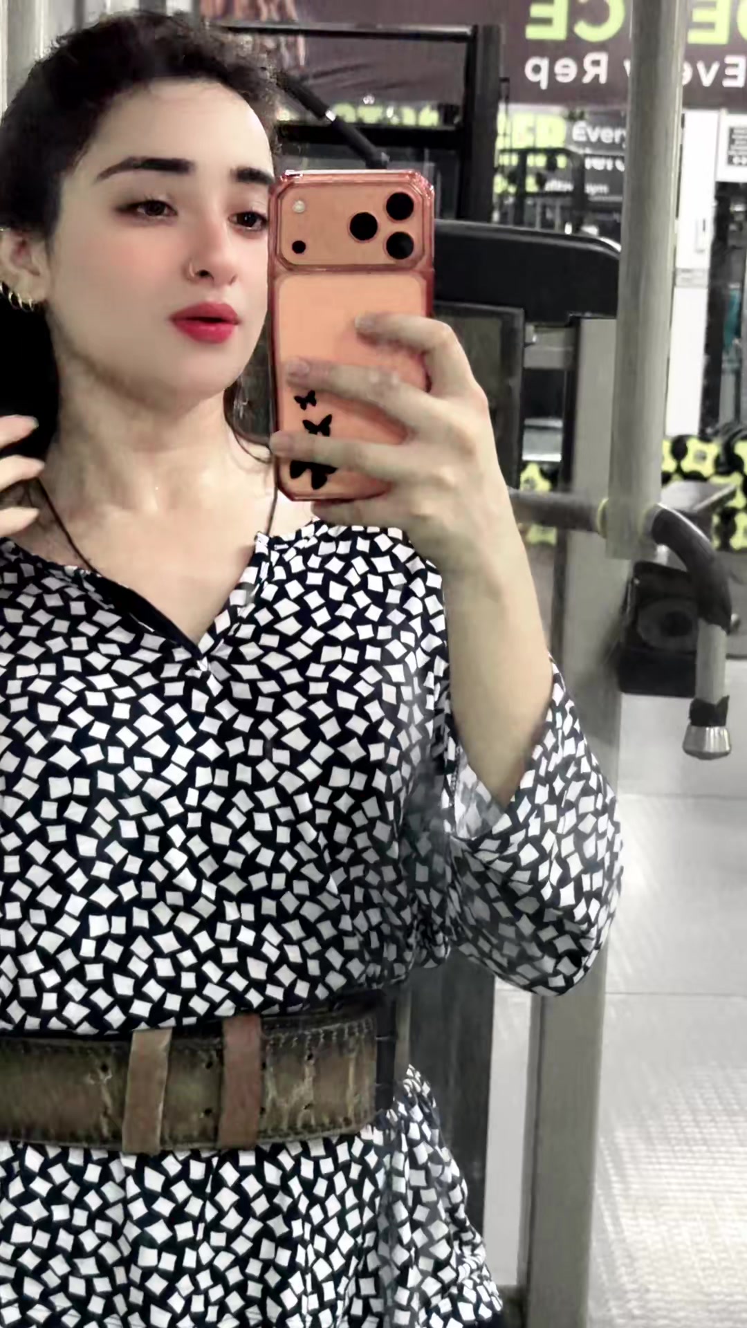 @❤️🧚🏼♀️Dimpleparii🧚🏼♀️❤️