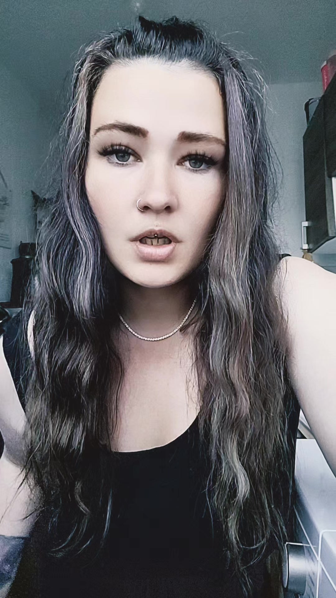 @_SmokaHontas__