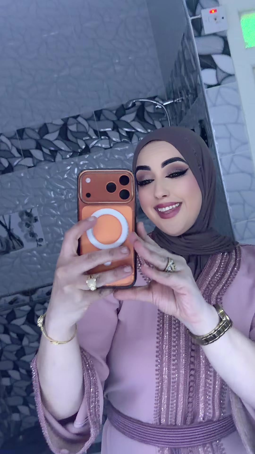 @Noura