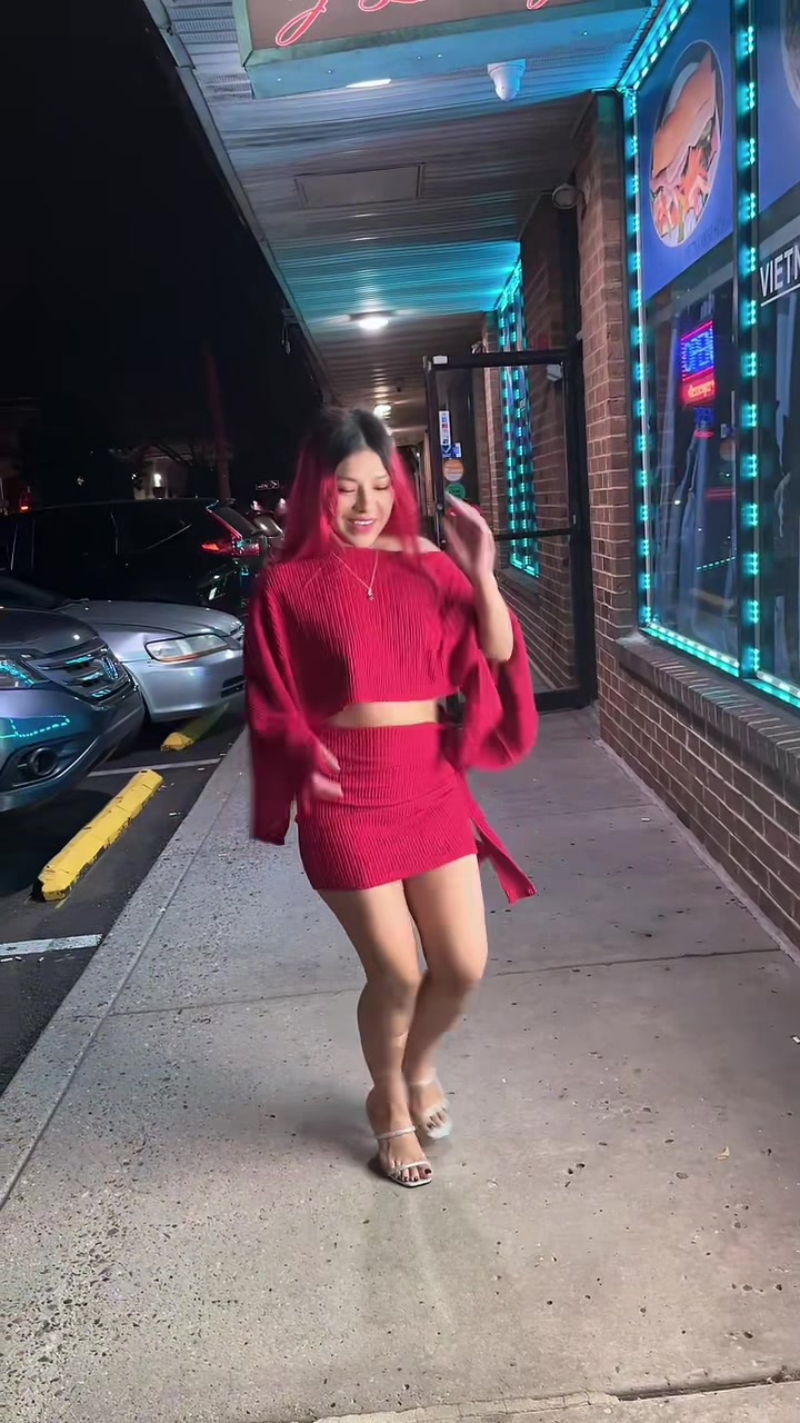 @Alexandra Hernández 400