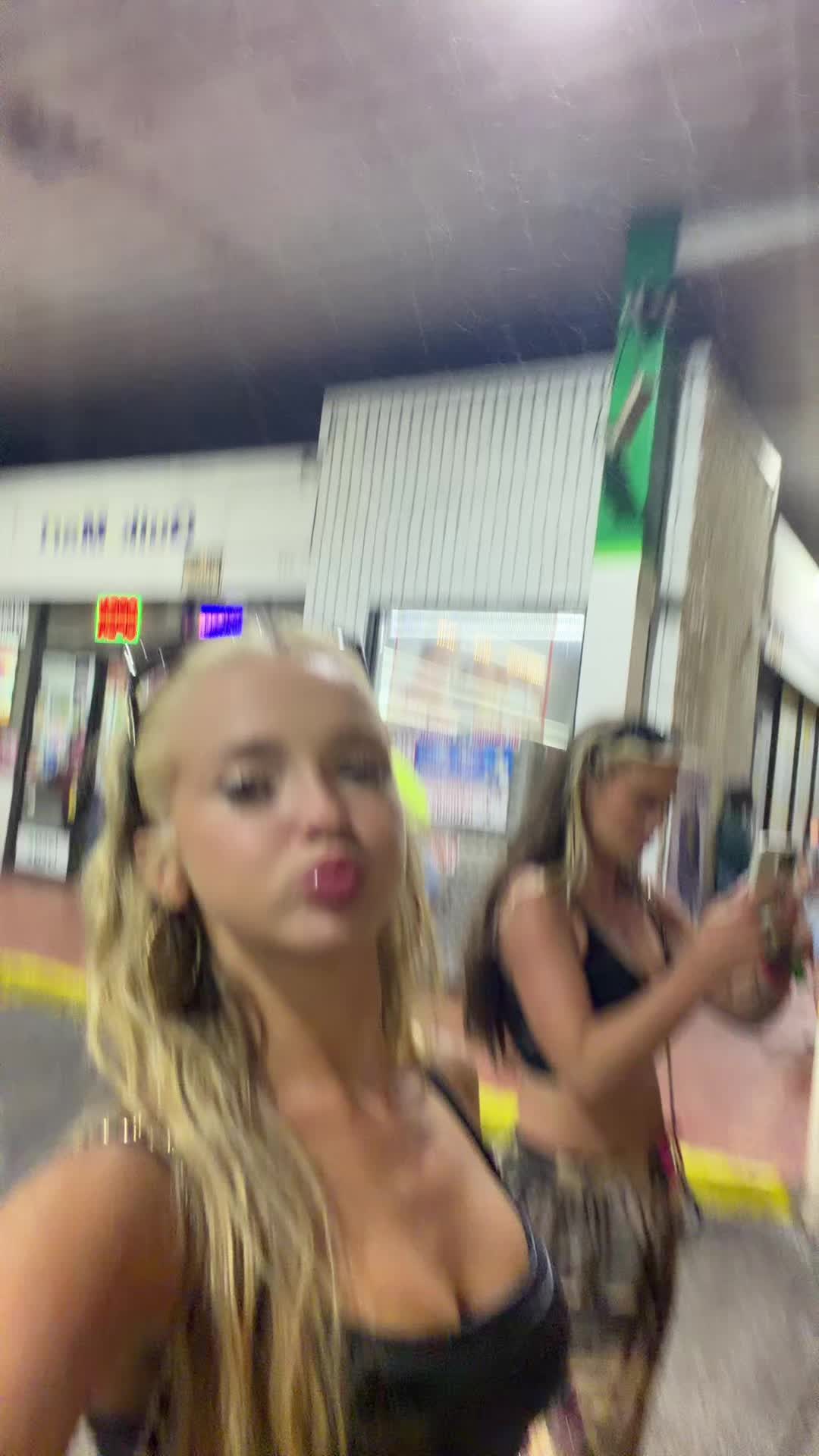 @jujub3an_