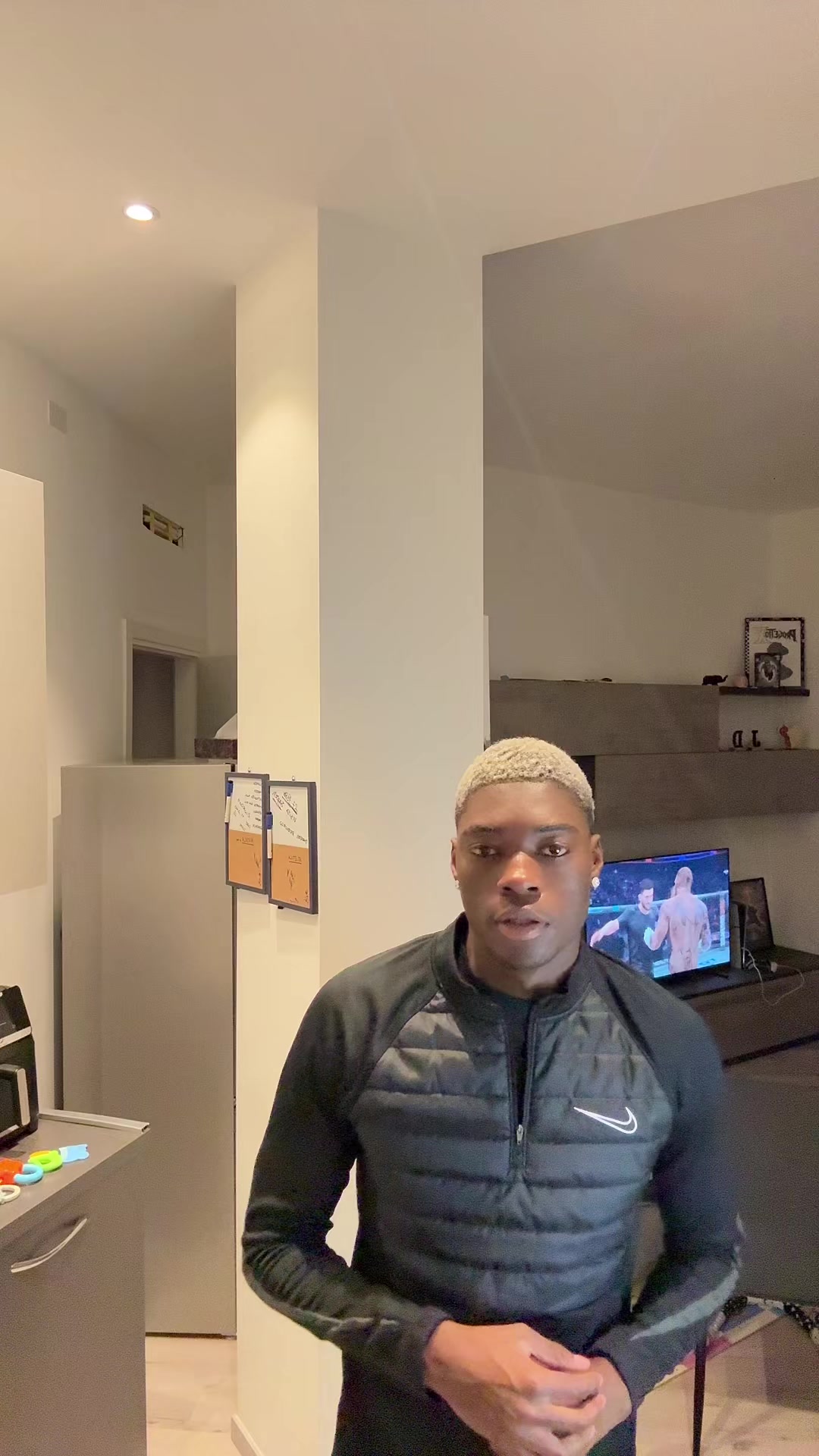 @LilCr