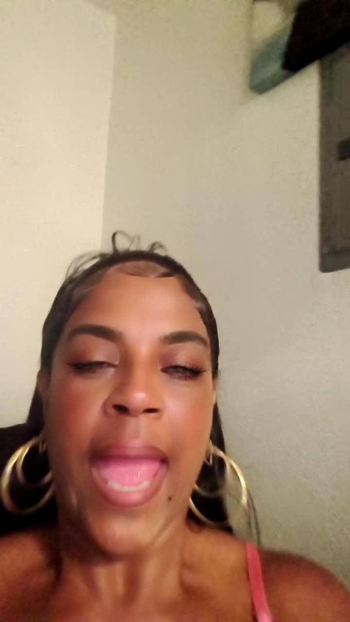 @Godmotheroffunk