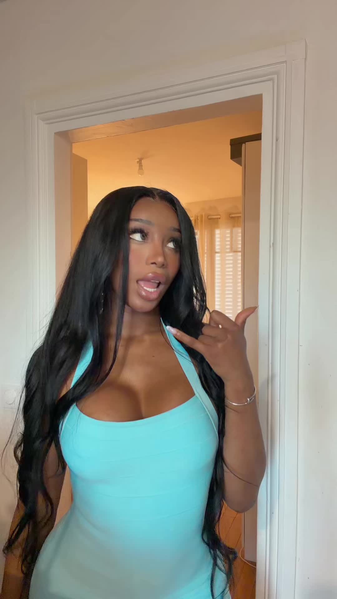 @karinedolls