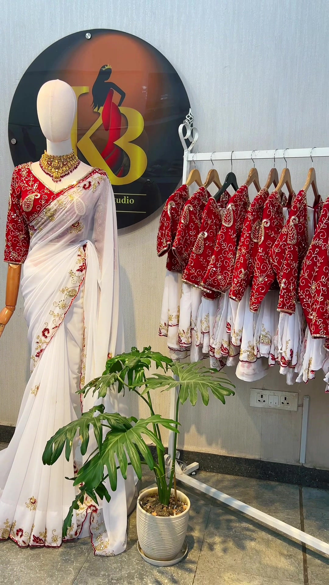 @KB fashion Studio