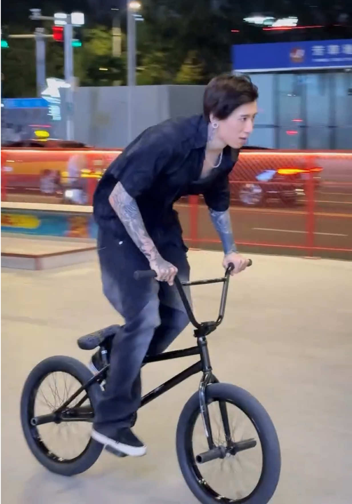 @BMX