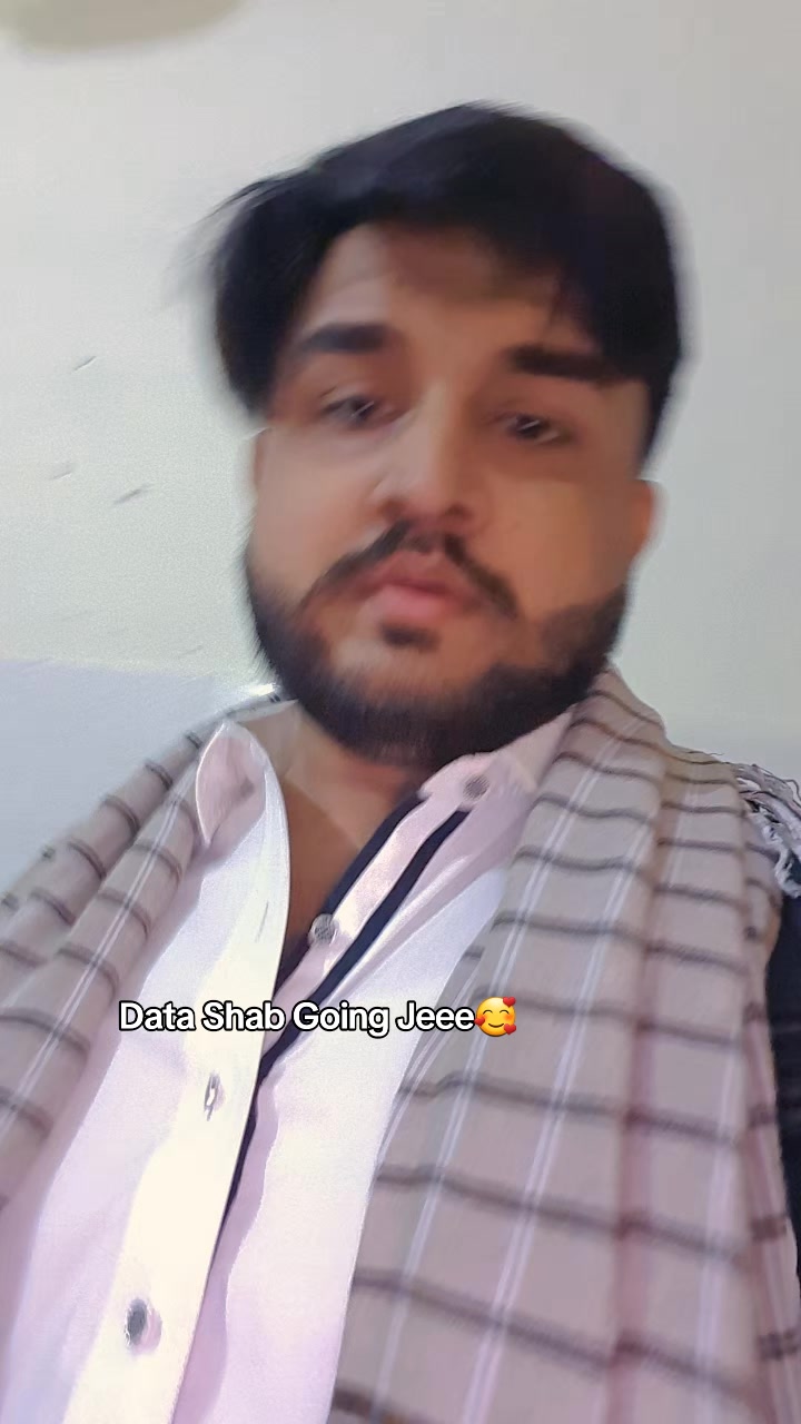 @𝑫𝒂𝒏𝒊𝒊 𝑩𝒉𝒂𝒊(pan_wala)