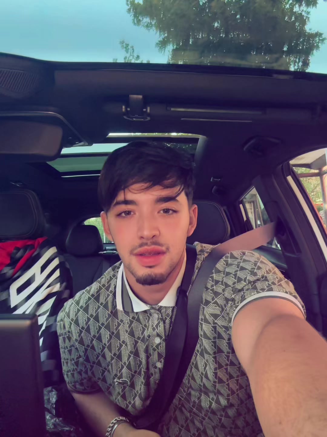 @Oussama🇨🇳