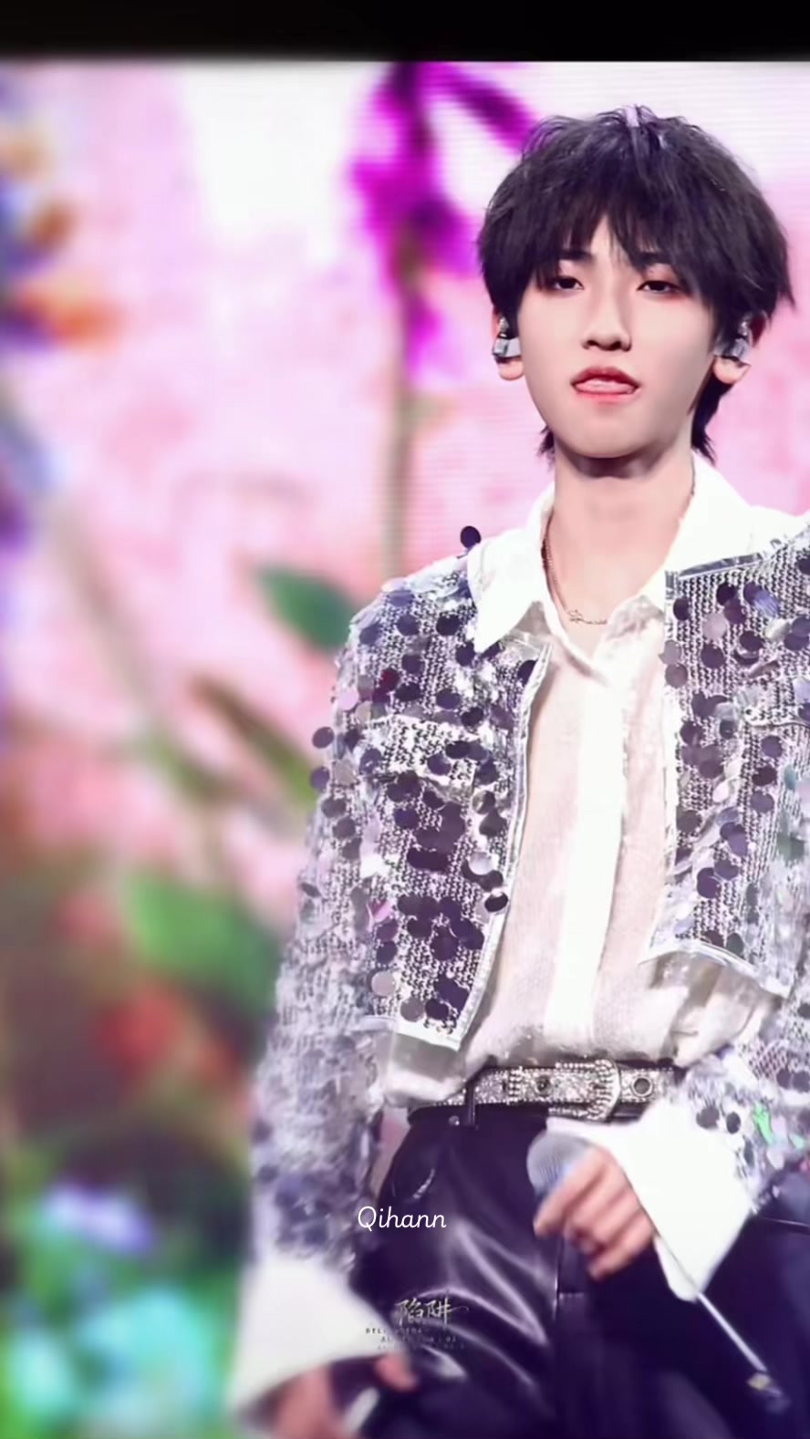 @奇奇|•Qihan𝜗ৎ