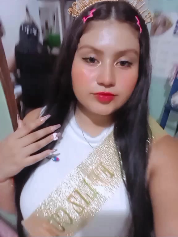 @Ashly๐ค๐