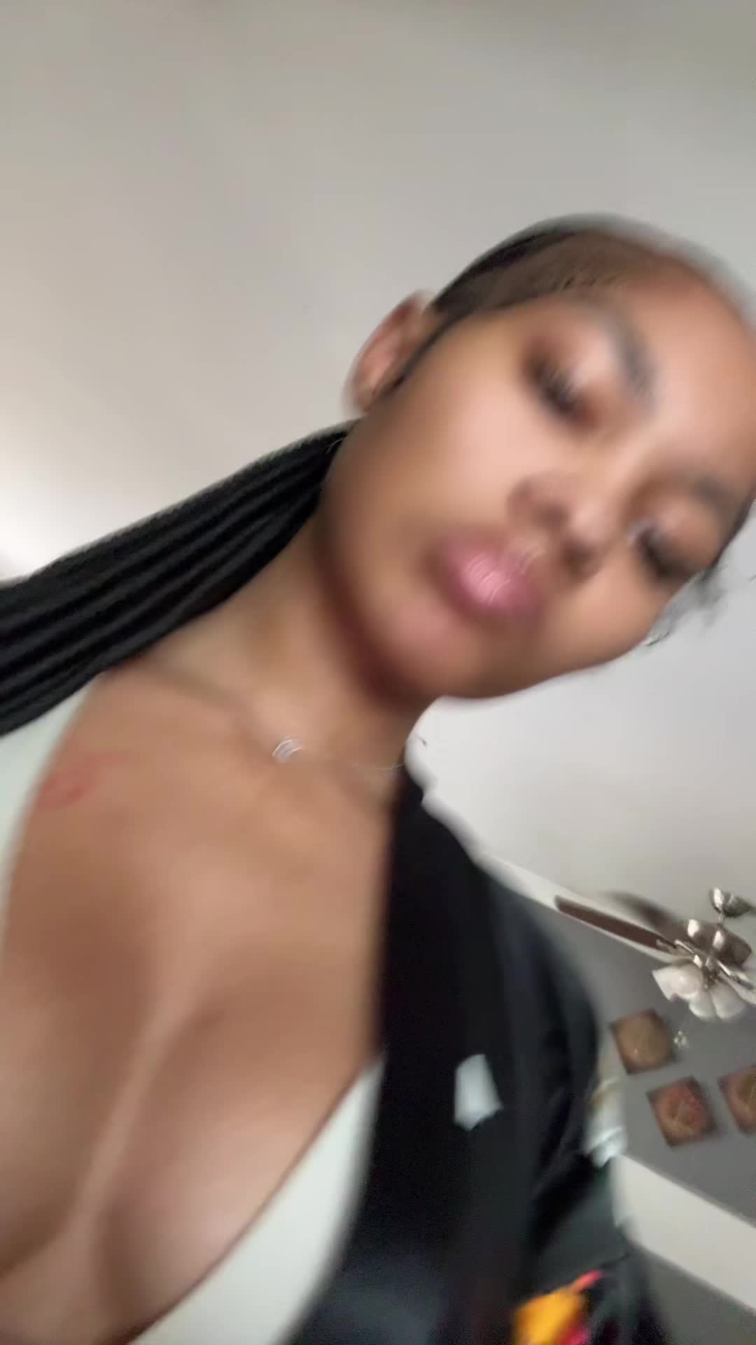 @mia