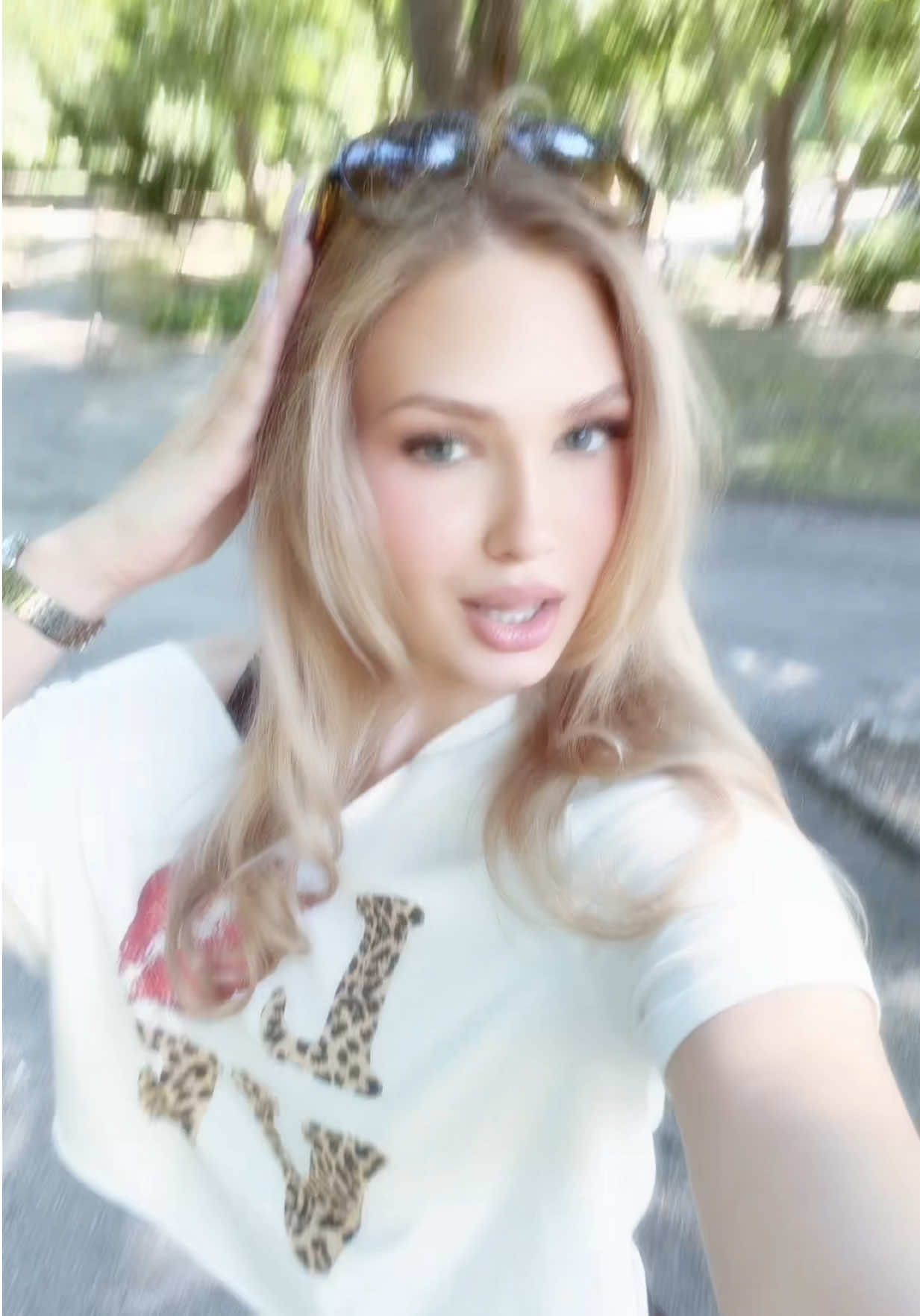 @Eva Luchita