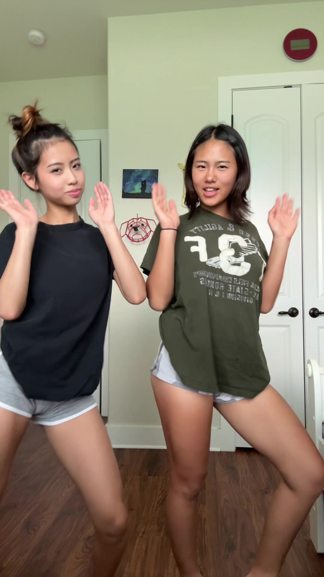 @rakuchanandkonekochan