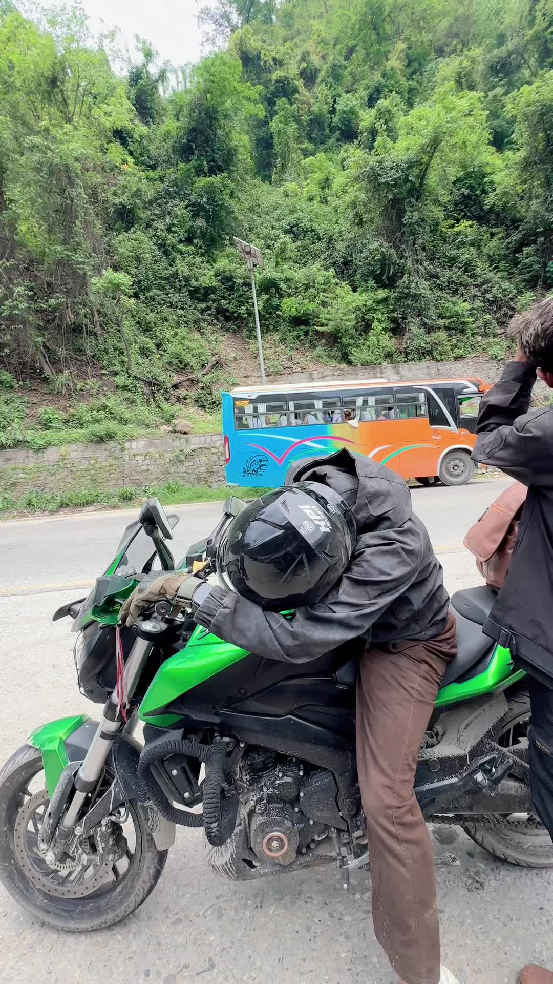 @Rc.rijal🌼🖤❤️