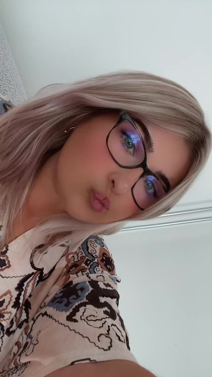 @👯🏼♀️-Amé-🦁
