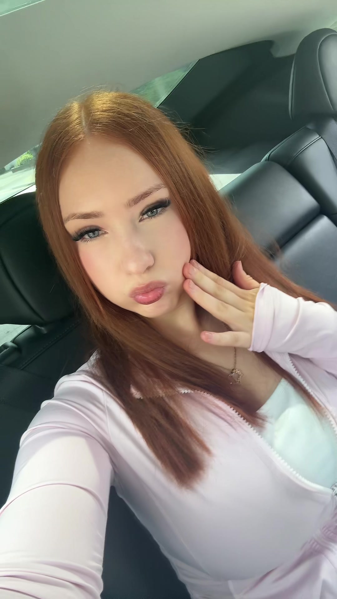 @👩🏻🦰ྀིྀིྀིྀིྀི