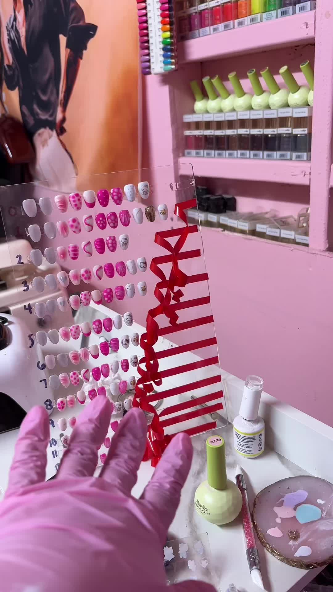 @Nadia🎀-Whittier Nail Tech