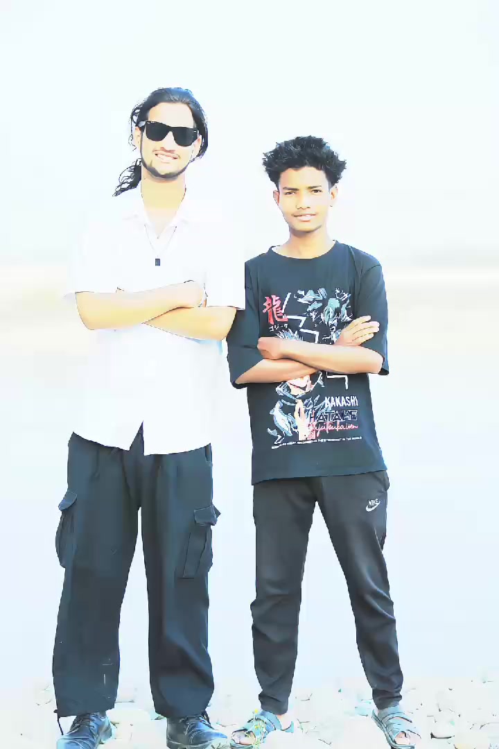 @gunda love 🤟