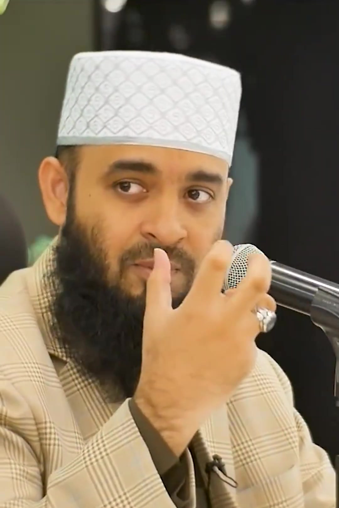 @Mizanur Rahman Azhari
