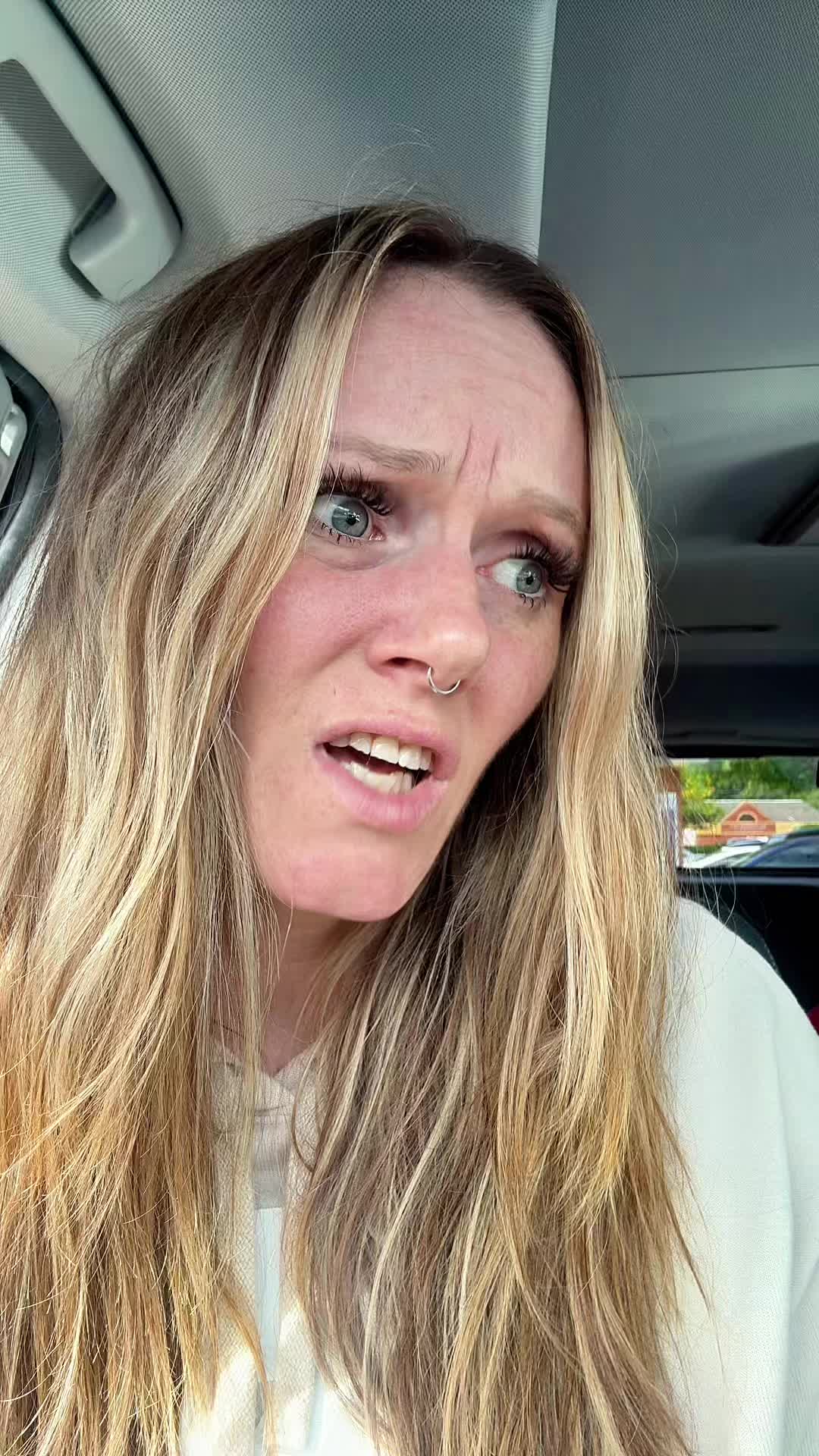 @stephanieisbossy