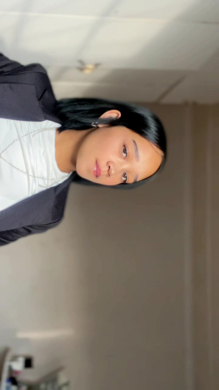 @๐ฑ๐ข๐ฏ๐ฏ๐ฆ_๐๐ฏ๐ข๐ซ๐ก๐ฐ๐ข