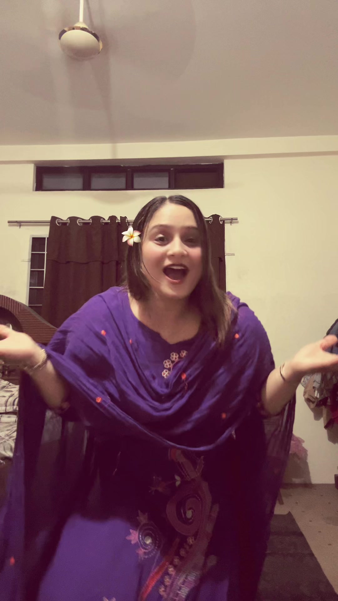 @लाहुरेनी🦋🦅🎭💫