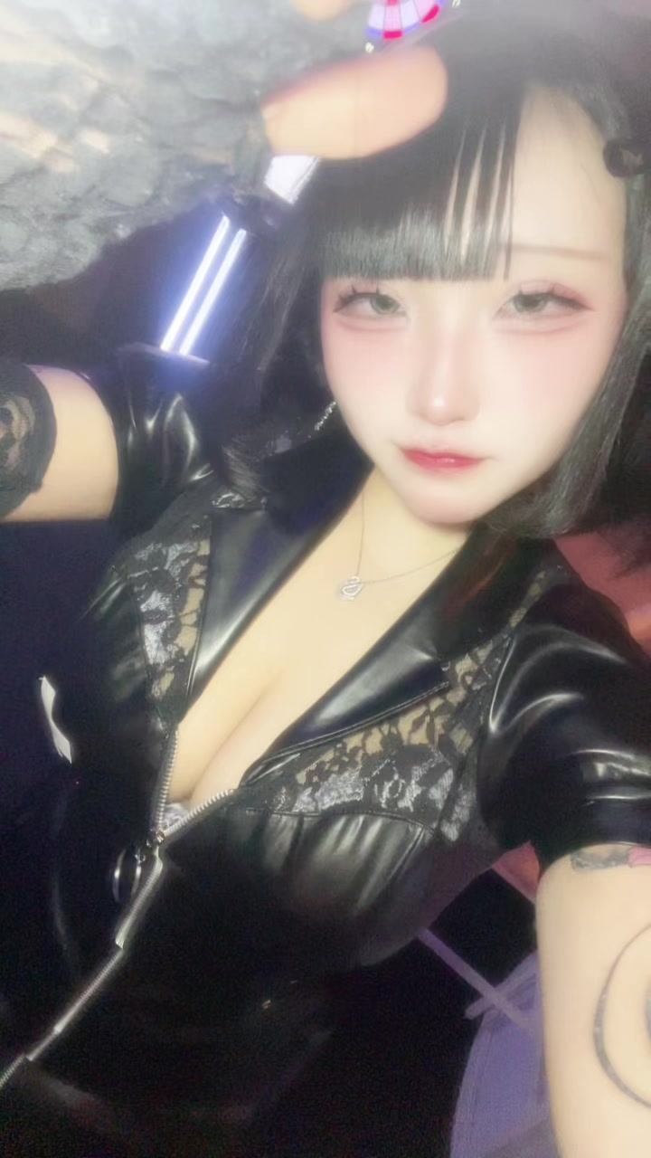 @国宝ネキ(藤野あやめ)