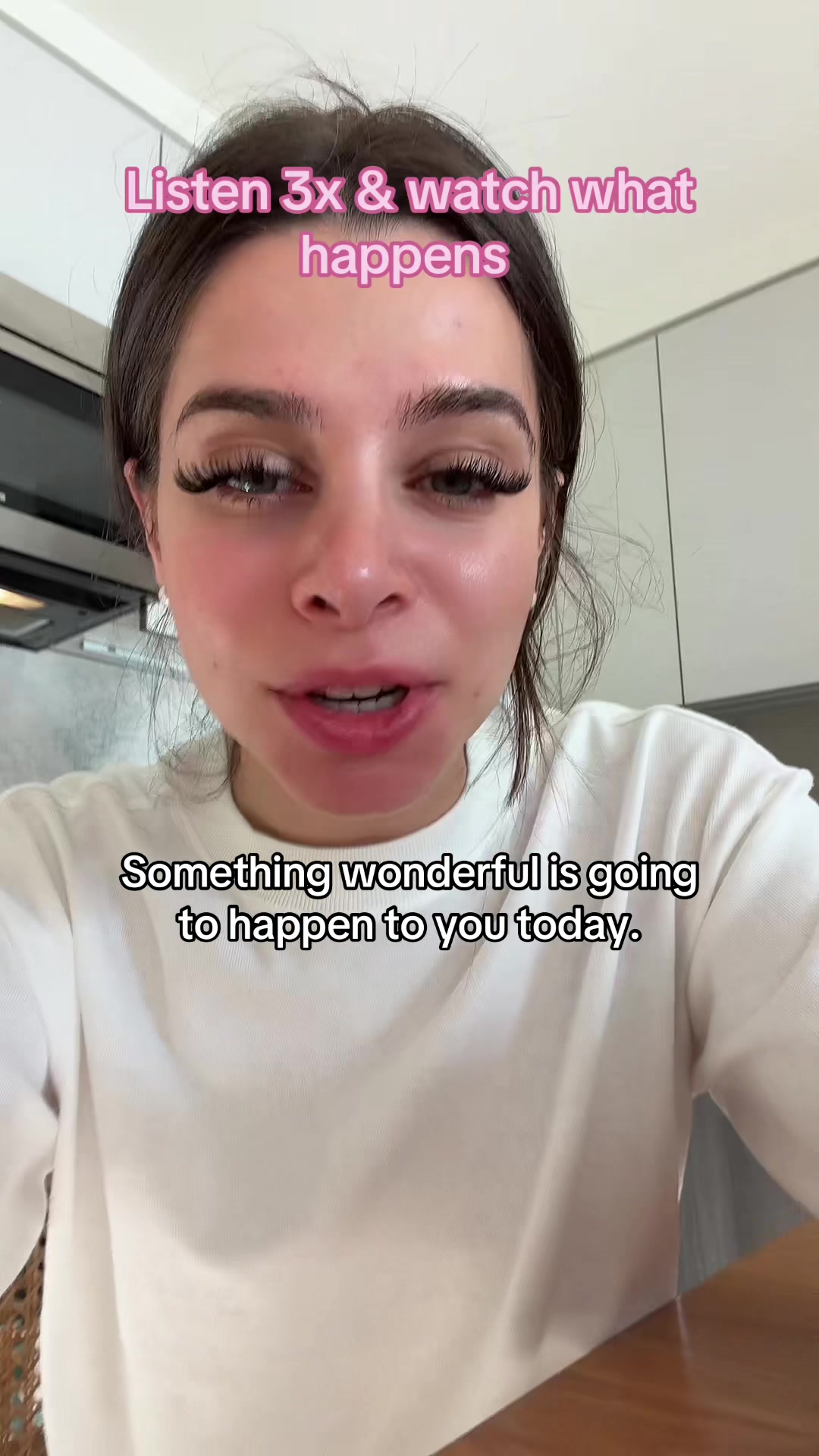 @hothighpriestess 🧿🤍