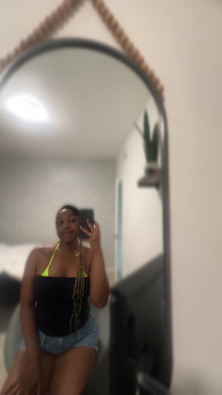 @Tropical_saphry🍃✨
