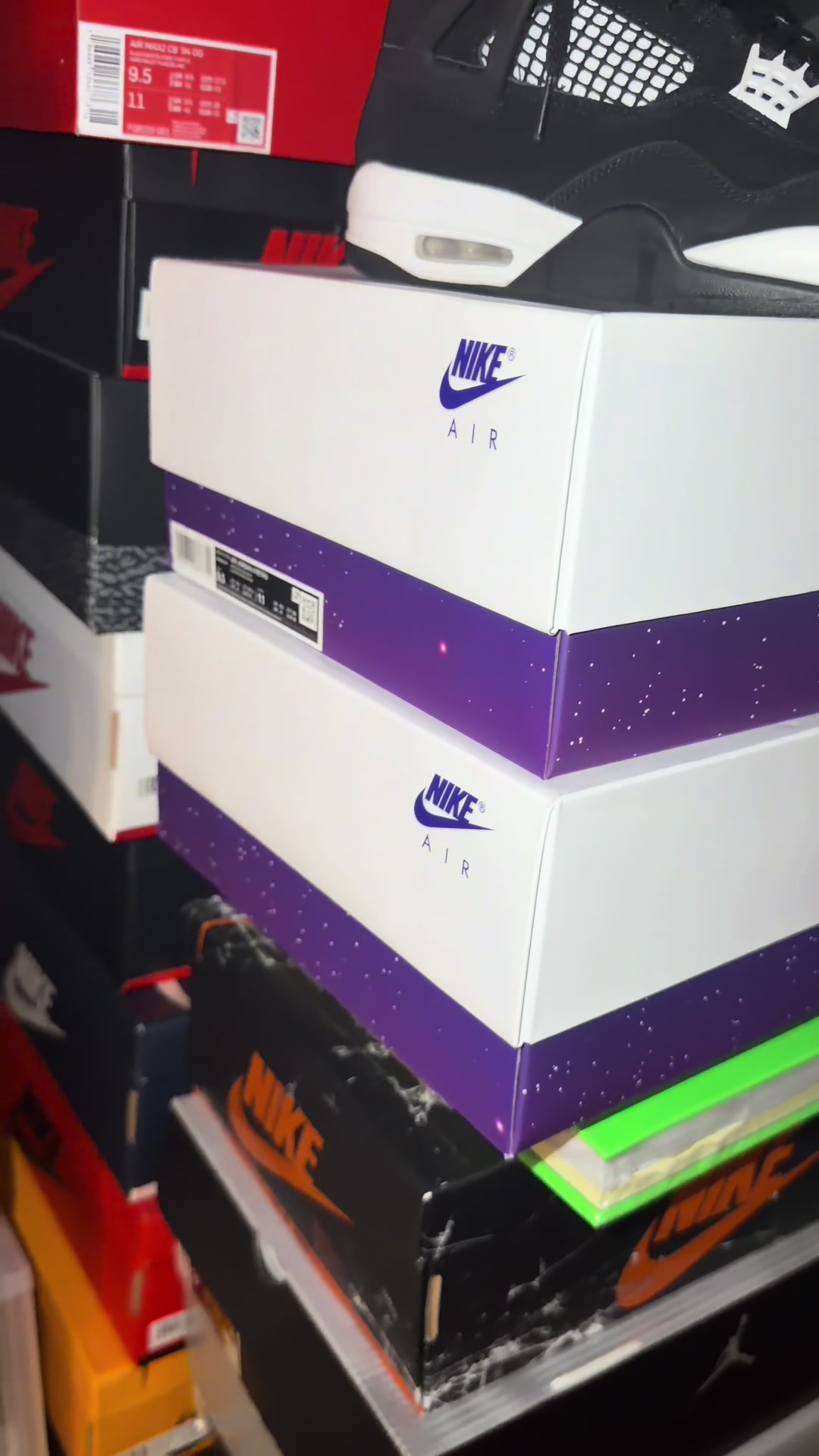 @sneakersundaii