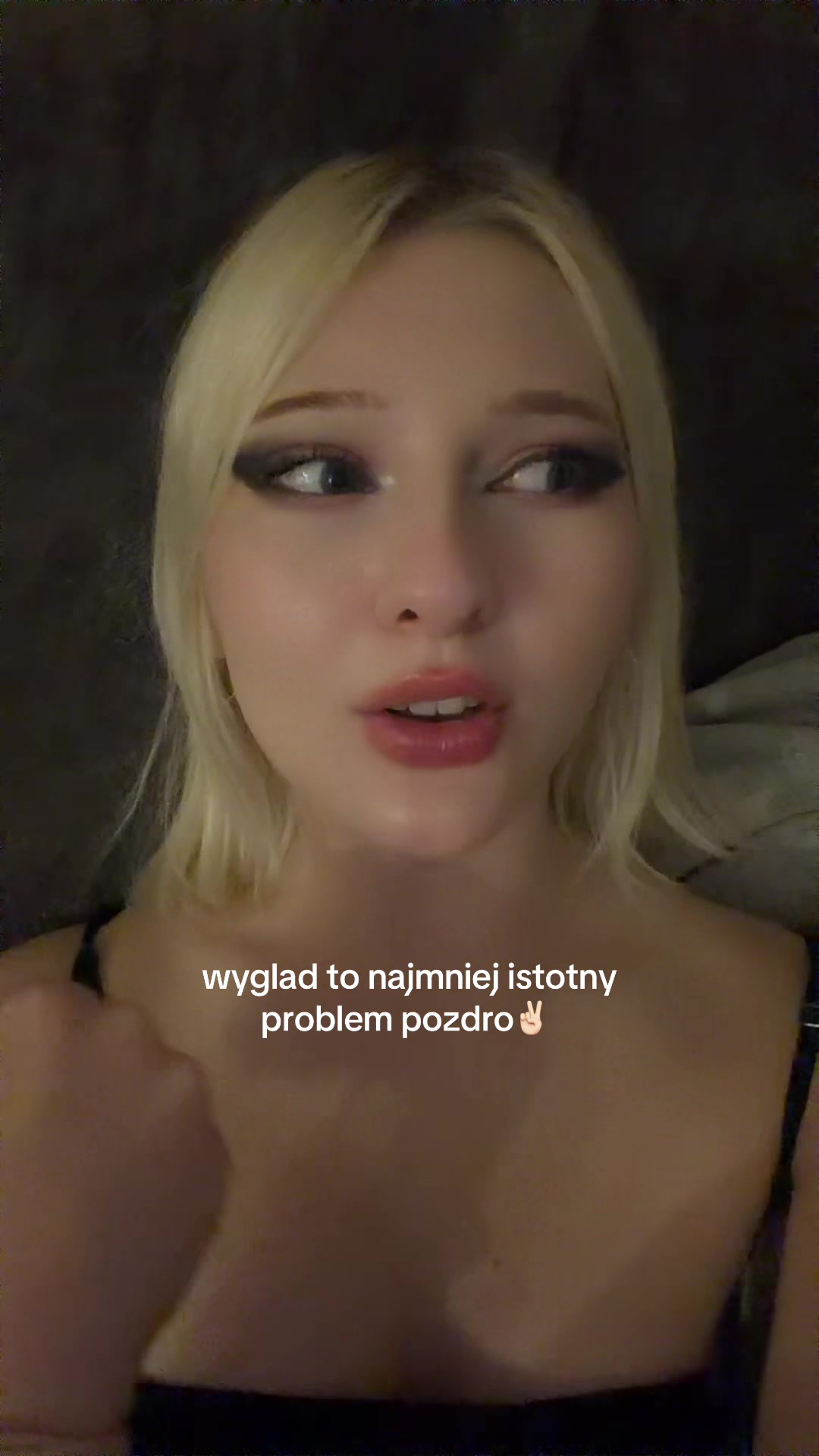 @janie_