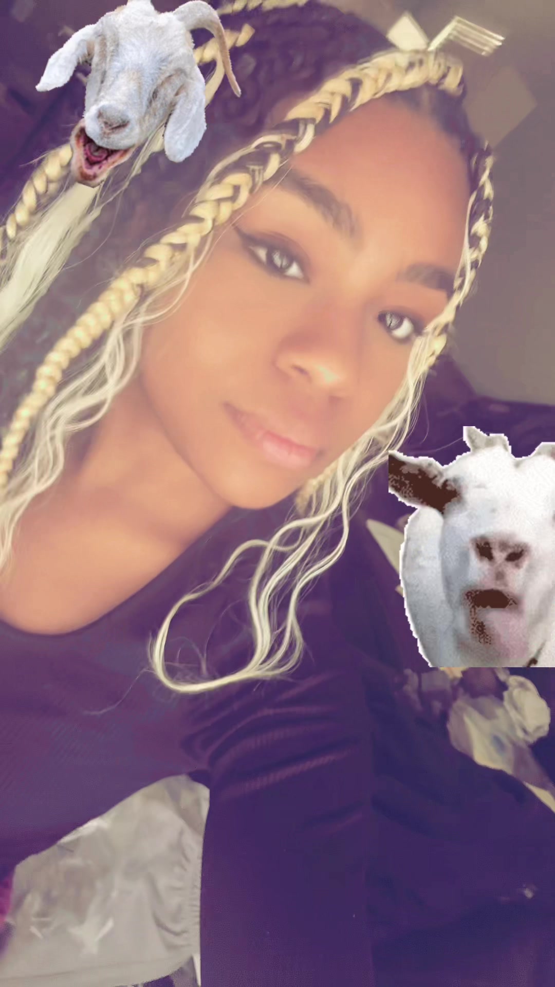 @charlize🦄