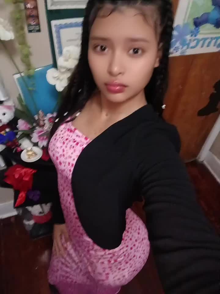 @Merlin M. Pineda🐺🎀🖤