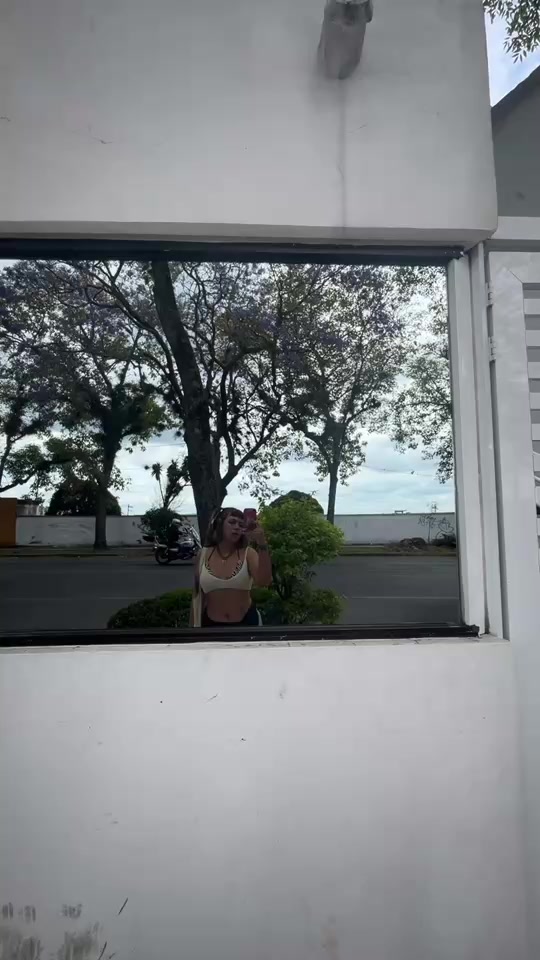 @Ciruela C&oacute;smica 👽