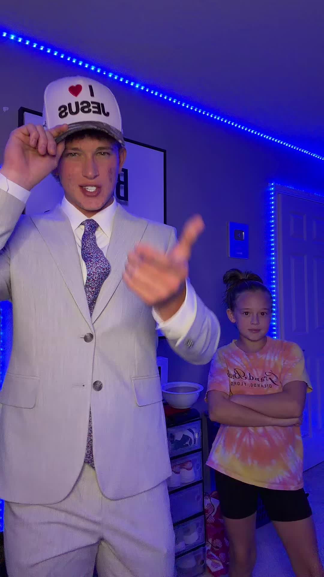 @itscalvinbriggs