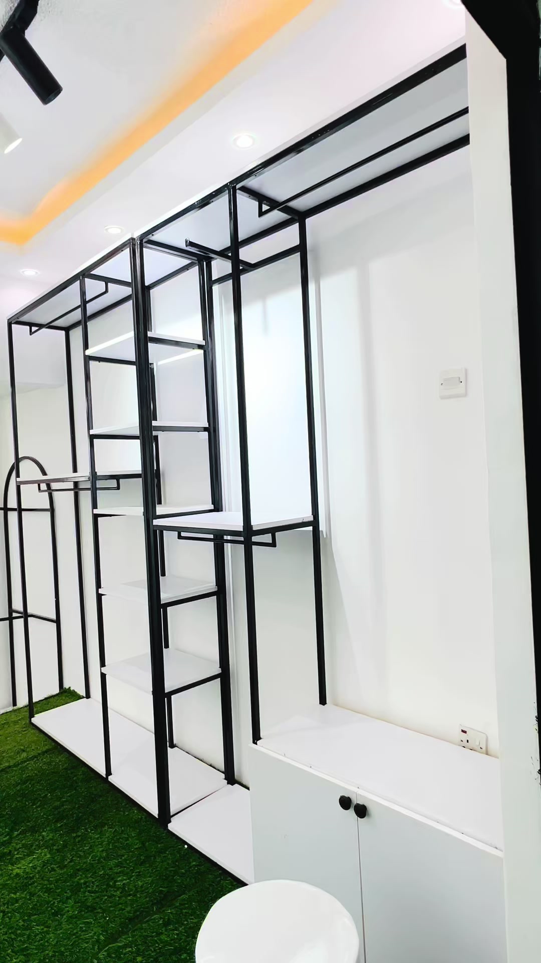 @neptunefurnitureug