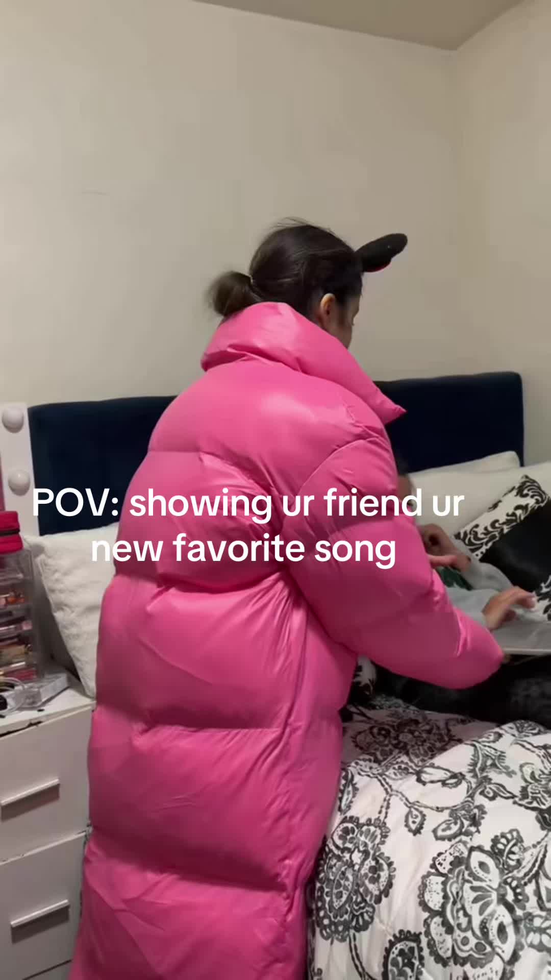 @bellahadid039