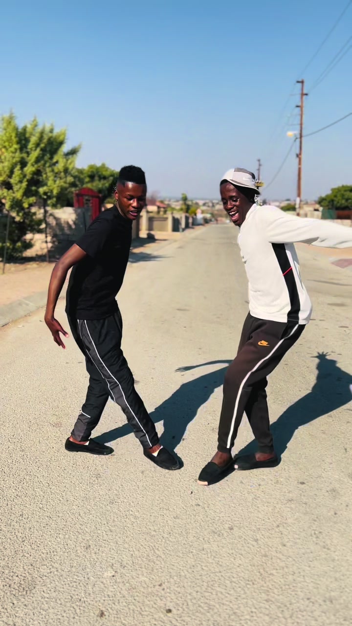 @Zaeli_rsa🇿🇦
