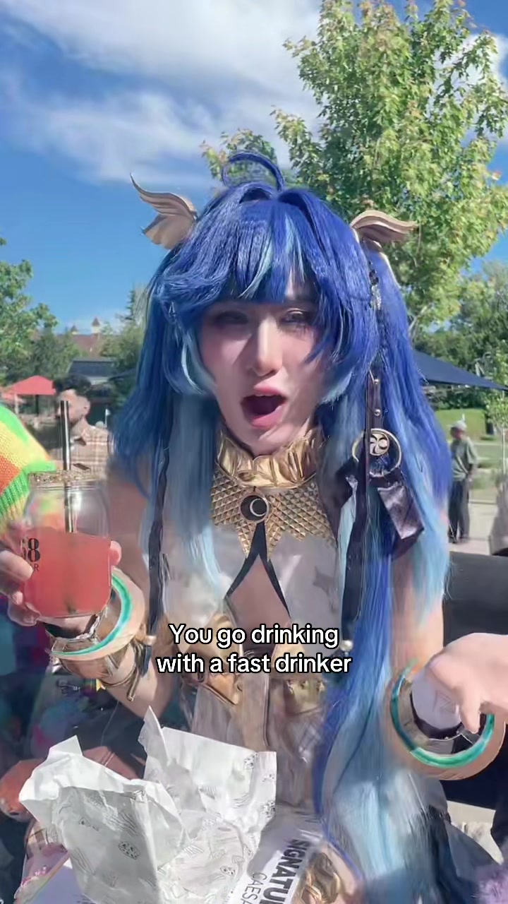 @Angel ˚✧ Cosplayer