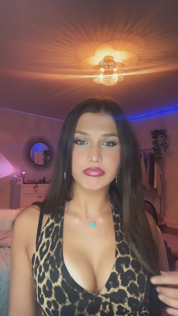 @JULIASTRLE🍸🪽🐆